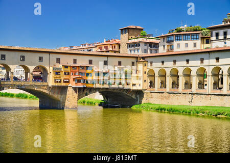Italy, Tuscany, Florence, River Arno with Ponte Vecchio. Stock Photo