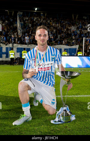 Ferrara, Italy. 18th May, 2017. Nicolas Giani (SPAL) Football/Soccer :  Nicolas Giani of SPAL celebrates their league title with the trophy after  the Italian Serie B match between SPAL 2-1 FC Bari