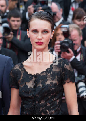 Cannes, France. 26th May, 2017. French actress Marine Vacth poses on the red carpet for the screening of the film 'Amant Double' during the 70th Cannes Film Festival in Cannes, France, on May 26, 2017. Credit: Xu Jinquan/Xinhua/Alamy Live News Stock Photo