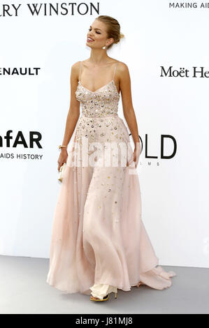 Daphne Groeneveld attending the 25th amfAR Gala held at the Hotel du