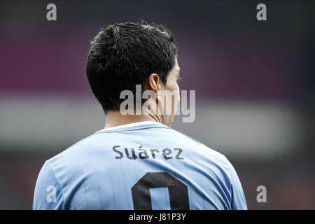 LUIS SUAREZ URUGUAY & LIVERPOOL FC LONDON 2012 OLYMPIC GAMES MENS FOOTBALL, UA EMIRATES V URUGUAY OLD TRAFFORD, MANCHESTER, ENGLAND 26 July 2012 GAN55667     WARNING! This Photograph May Only Be Used For Newspaper And/Or Magazine Editorial Purposes. May Not Be Used For Publications Involving 1 player, 1 Club Or 1 Competition  Without Written Authorisation From Football DataCo Ltd. For Any Queries, Please Contact Football DataCo Ltd on +44 (0) 207 864 9121 Stock Photo