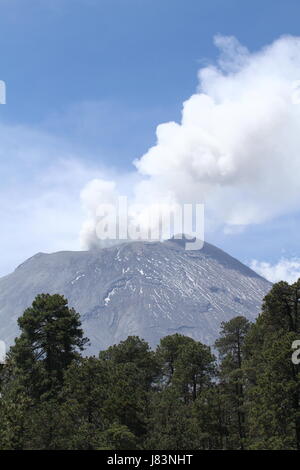 Popocatepetl Volcan near Mexico City Stock Photo
