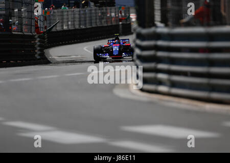 Monte Carlo, Monaco. 27th May 2017.  drives during qualifying session of the Formula 1 Monaco Grand Prix, Monte Carlo. Stefano Arcari/Alamy Live News Stock Photo