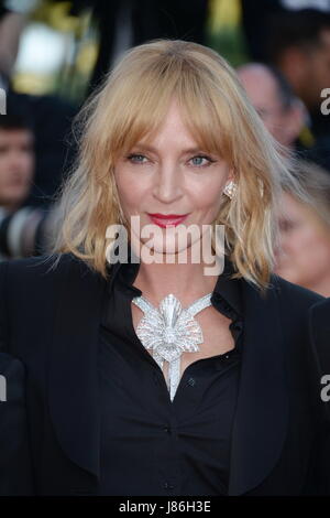 Cannes, France. 27th May, 2017. Jury president Uma Thurman attends the 'Based On A True Story' screening during the 70th annual Cannes Film Festival at Palais des Festivals on May 27, 2017 in Cannes, France. Credit: Frederick Injimbert/ZUMA Wire/Alamy Live News