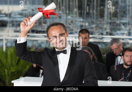 Cannes, France. 28th May, 2017. Director Andrey Zvyagintsev for the film 'Loveless', which won the Jury Prize Award, poses during a photocall at the 70th Cannes Film Festival in Cannes, France, May 28, 2017. Credit: Xu Jinquan/Xinhua/Alamy Live News Stock Photo