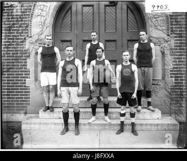 Miami University basketball team 1910 (3194652803) Stock Photo