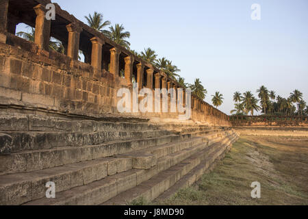 Pillar along lake of Banashankari temple, Badami, Karnataka Stock Photo