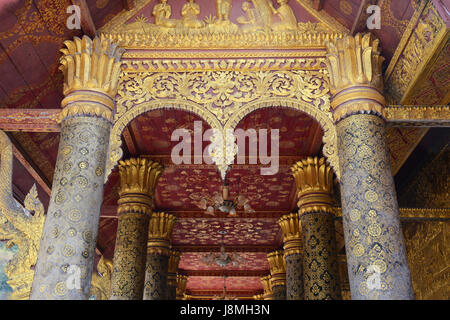 The opulent Wat Mai Suwannaphumaham in Luang Prabang, Laos Stock Photo