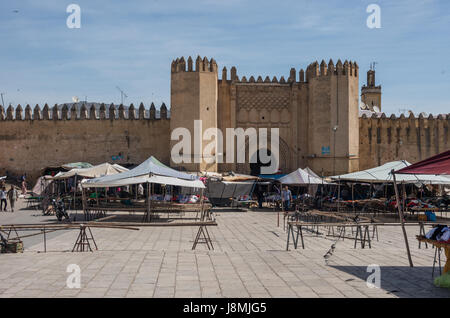 Fez, Morocco - May 9, 2017: Market in Bab Chorfa. Bab Chorfa is a gate to ancient Fez El Bali Medina (Old Town) Stock Photo