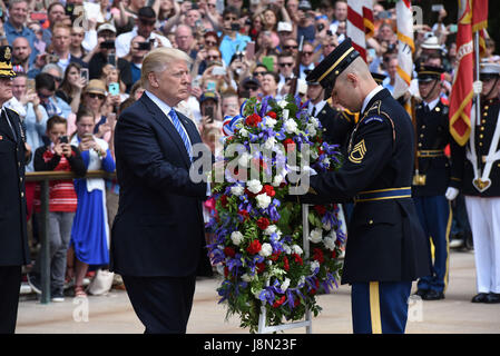 Arlington, Virginia. 29th May, 2017. United States President Donald J. Trump participates in a wreath-laying ceremony at the Tomb of the Unknown Soldier at Arlington National Cemetery in Arlington, Virginia on Memorial Day, May 29, 2017 in Arlington, Virginia. Credit: Olivier Douliery/Pool via CNP - NO WIRE SERVICE - Photo: Olivier Douliery/Consolidated News Photos/Olivier Douliery - Pool via CNP/dpa/Alamy Live News Stock Photo