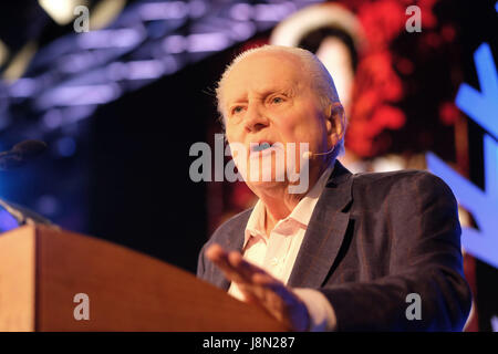 Hay Festival 2017 - Hay on Wye, Wales, UK - May 2017 - Historian and author John Julius Norwich on stage at the Hay Festival talking about his latest book Four Princes the tale of four 16th century monarches - Steven May / Alamy Live News Stock Photo