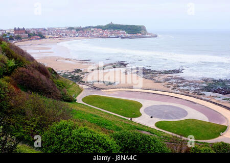 Scarborough, Yorkshire, UK. May 08, 2017.  The rare cast iron multi span bridge footbridge taken from St. Nicholas cliff leading to the Spar and South. Stock Photo