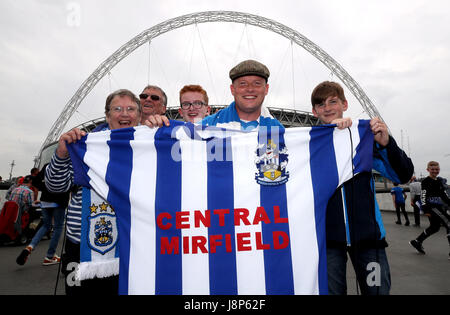 Huddersfield Town fans before the Sky Bet Championship play-off final at Wembley Stadium, London. PRESS ASSOCIATION Photo. Picture date: Monday May 29, 2017. See PA Story SOCCER Final. Photo credit should read: Nick Potts/PA Wire. RESTRICTIONS: No use with unauthorised audio, video, data, fixture lists, club/league logos or 'live' services. Online in-match use limited to 75 images, no video emulation. No use in betting, games or single club/league/player publications. Stock Photo