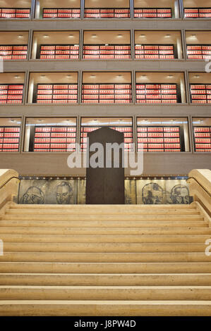 AUSTIN, TEXAS - MAY 22, 2017: The Lyndon Baines Johnson Library and Museum interior. The archives  occupy the middle floors of the building, the publi Stock Photo