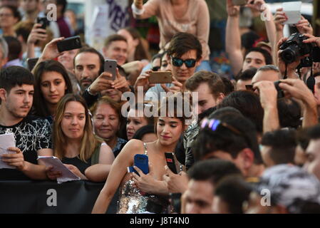 Madrid, Spain. 29th May, 2017. The French-Algerian actress Sofia Boutella, 35 years-old, poses for media during the premiere of 'La Momia' (The Mummy) at Callao cinema in Madrid. Credit: Jorge Sanz/Pacific Press/Alamy Live News Stock Photo