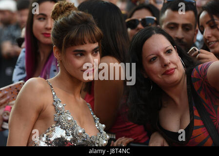 Madrid, Spain. 29th May, 2017. The French-Algerian actress Sofia Boutella, 35 years-old, poses for a picture during the premiere of 'La Momia' (The Mummy) at Callao cinema in Madrid. Credit: Jorge Sanz/Pacific Press/Alamy Live News Stock Photo