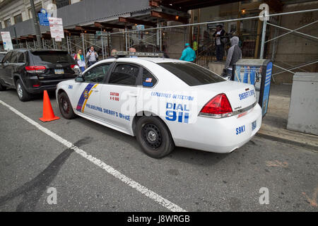 Philadelphia sheriffs office chevy impala police cruiser k-9 unit explosives detection vehicle USA Stock Photo