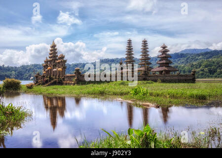 Pegubugan, Gubug Temple, Lake Tamblingan, Munduk village, Bali, Indonesia Stock Photo