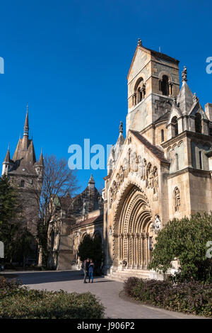 Jáki kápolna (Jak Chapel) in the Vajdahunyad Castle complex, Városliget, Budapest, Hungary Stock Photo