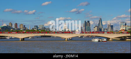 London, UK. 30th May 2017. An accident in the Aldwych area of London closed the surrounding roads and caused a huge queue of red double decker buses and taxis to build up blocking the full length of Waterloo Bridge. Credit: Paul Brown/Alamy Live News Stock Photo