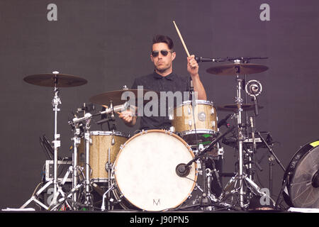 May 26, 2017 - Napa, California, U.S - GREG ERWIN of Saint Motel during the BottleRock Napa Valley Music Festival in Napa, California (Credit Image: © Daniel DeSlover via ZUMA Wire) Stock Photo