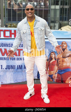 Berlin, Germany. 30th May, 2017. Dwayne Johnson at the 'Baywatch' photocall at Sony Center on May 30, 2017 in Berlin, Germany. Credit: dpa picture alliance/Alamy Live News Stock Photo