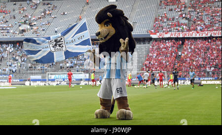 Munich, Germany. 30th May, 2017. Munich's mascot 'Sechzger', photographed during the German Bundesliga 2nd division relegation soccer match between TSV 1860 Munich and Jahn Regensburg in the Allianz Arena in Munich, Germany, 30 May 2017. Photo: Peter Kneffel/dpa/Alamy Live News Stock Photo