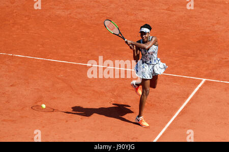 Paris, France. 31st May, 2017. Venus Williams of the United States competes during the women's singles second round match with Kurumi Nara of Japan at French Open Tennis Tournament 2017 in Roland Garros, Paris, France on May 31, 2017. Credit: Han Yan/Xinhua/Alamy Live News Stock Photo