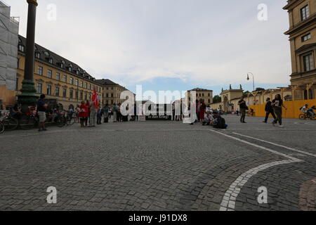 Munich, Germany. 30th May, 2017. Activists gathered in Munich to hold a small protest against deportation especially into Afghanistan. Credit: Alexander Pohl/Pacific Press/Alamy Live News Stock Photo