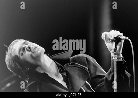 Steve Harley and Cockney Rebel at the Hammersmith Odeon in 1976. Stock Photo