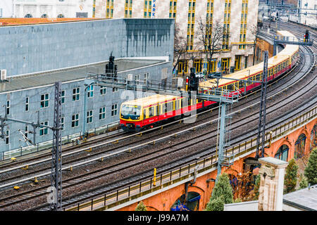 Berlin: S- Bahn im Westen aus der Vogelschau; Berlin. City Railway - Bird's Eye View Stock Photo