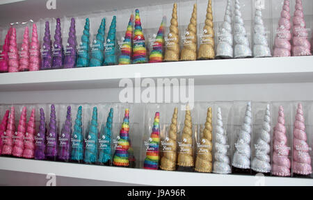 New York, USA. 26th May, 2017. Unicorn horns for sale at a store in Brooklyn in New York, USA, 26 May 2017. Depending on their size, the horns cost between 14 and 30 dollars. Photo: Christina Horsten/dpa/Alamy Live News Stock Photo