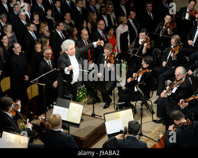 Prague, Czech Republic. 12th May, 2014. FILE - In this May 12, 2014 file photo Czech conductor Jiri Belohlavek conducts The Czech Philharmonic in Prague. Former principal guest conductor of the BBC Symphony Orchestra died during Thursday night, June 1st, 2017, said the press-office od The Czech Philharmonic Ludek Brezina. Credit: Michal Krumphanzl/CTK Photo/Alamy Live News Stock Photo