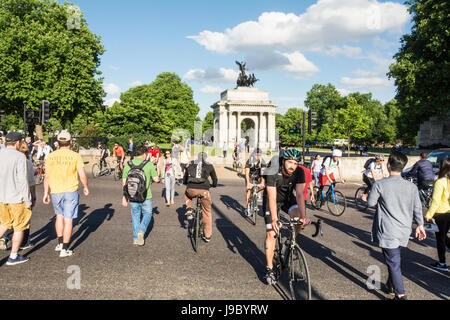 Wellington Arch on Hyde Park Corner - the original entrance to Buckingham Palace, London, UK Stock Photo