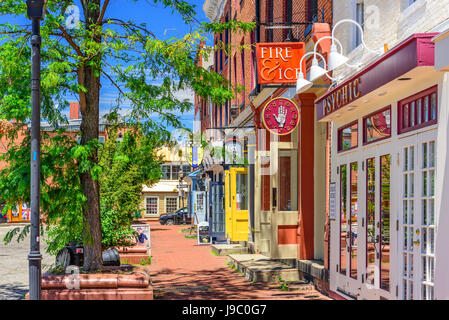 BALTIMORE, MARYLAND - JUNE 14, 2016: Shops at Fell's point. The historic waterfront neighborhood was established in 1763 along the north shore of the  Stock Photo