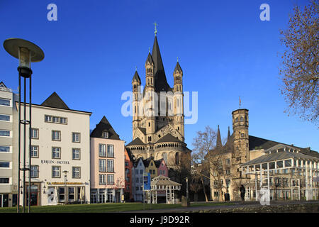 Fischmarkt Square with Church of Gross St. Martin, Cologne, North Rhine-Westphalia, Germany, Europe Stock Photo