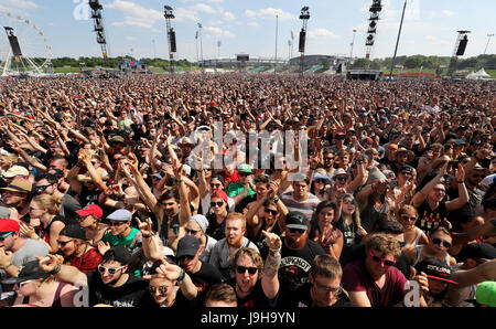 Nuremberg, Germany. 2nd June, 2017. Festival visitors celebrate a band at the Rock im Park music festival in Nuremberg, Germany, 2 June 2017. The festival continues until 4 June. Photo: Daniel Karmann/dpa/Alamy Live News Stock Photo