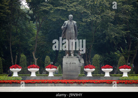 Lenin statue, Hanoi, Vietnam Stock Photo