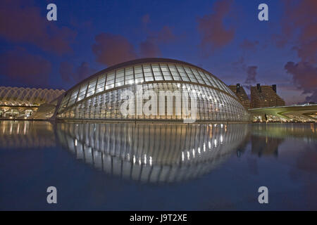 Spain,Valencia,Science centre,'town of the arts and the sciences',evening,Europe,Catalonia,town,building,L'Hemisfèric,IMAX-3D cinema,planetarium,cinema,3D-cinema,Laserium,event centre,entertainment,structure,architecture,modern,exhibit centre,L'Umbracle,water cymbal,water,outside,light,mirroring,dusk,dusk, Stock Photo