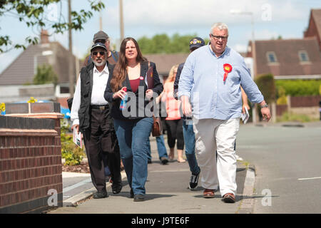 Ian Cooper, Labour Party candidate for Halesowen and Rowley Regis constituency campaigning in the locality. Election 2017 political party MP Stock Photo