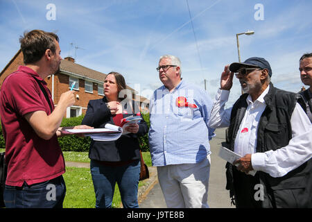 Ian Cooper, Labour Party candidate for Halesowen and Rowley Regis constituency campaigning in the locality. Election 2017 political party MP Stock Photo