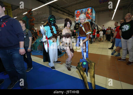Poland, Nadarzyn, June 3rd, 2017: First Warsaw Comic Con hosts composer Jan Kaczmarek and actors Nadia Hilker, Melissa Ponzio, Carice van Houten, Hafpor Julius Björnsson and RJ Mitte. Ptak Warsaw Expo CEO Tomasz Szypula welcomes celebrity guest on stage. Thousands of cosplay, Star Wars and role palying fans hit the event. Game tournaments take place at several arenas. ©Jake Ratz/17�Թ����� Live News Stock Photo