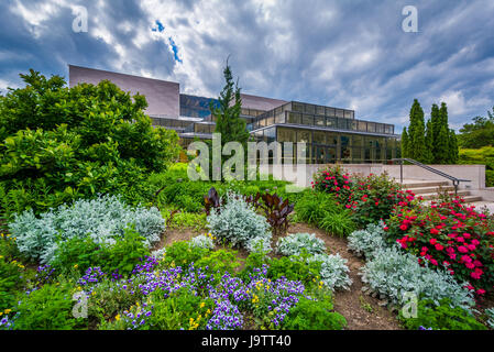 Gardens outside the National Air and Space Museum in Washington, DC. Stock Photo