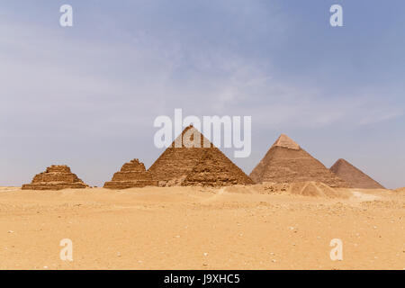 Six Pyramids The six pyramids of the Giza Pyramid Complex, Giza Plateau, Egypt Stock ...