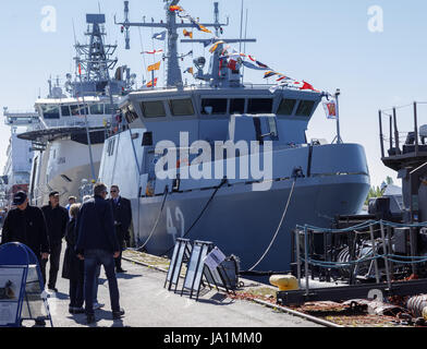 Helsinki, Finland. 4th June, 2017. Coastal Mine Hunter Vahterpää of the Finnish Navy Credit: Hannu Mononen/Alamy Live News Stock Photo