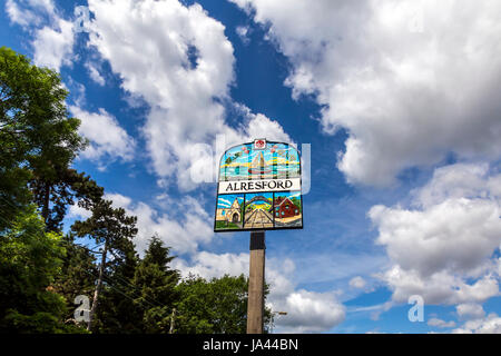 ALRESFORD VILLAGE SIGNPOST, ESSEX Stock Photo