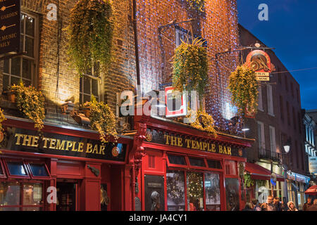 The Temple Bar pub Dublin Ireland Stock Photo