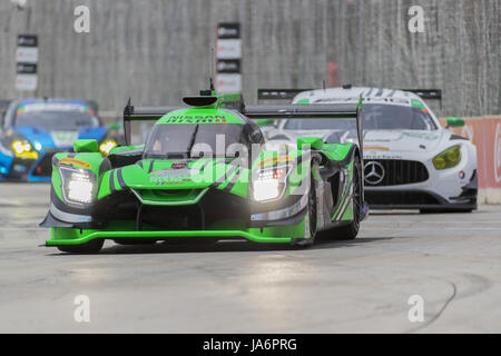 Detroit, Michigan, USA. 3rd June, 2017. June 03, 2017 - Detroit, Michigan, USA: The Tequila Patron ESM Nissan DPI car races through the turns at the Chevrolet Sports Car Classic at Belle Isle Street Course in Detroit, Michigan. Credit: Walter G Arce Sr Asp Inc/ASP/ZUMA Wire/Alamy Live News Stock Photo