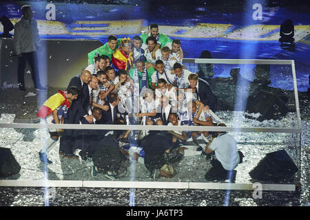 Madrid, Madrid, Spain. 4th June, 2017. during Real Madrid celebration parade at Santiago Bernabeu Stadium on June 4, 2017 in Madrid. Real Madrid team celebrates with supporters their victory against Juventus in the UEFA Champions League final. Madrid beat Juventus 4-1 on 03 June in Cardiff. Credit: Jack Abuin/ZUMA Wire/Alamy Live News Stock Photo