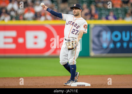 August 23, 2017: Houston Astros second baseman Jose Altuve (27) during a Major League Baseball game between the Houston Astros and the Washington Nationals at Minute Maid Park in Houston, TX. The Astros won the game 6-1...Trask Smith/CSM Stock Photo